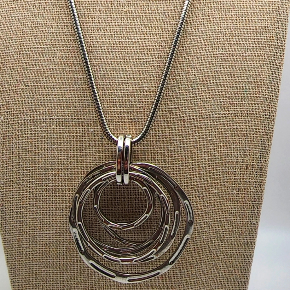 Vintage C 1946 Silver Tone Snake Chain Necklace with Multi Hoop Pendant.